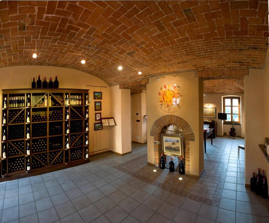 Casa Svizzera Agriturismo Barolo Exterior photo