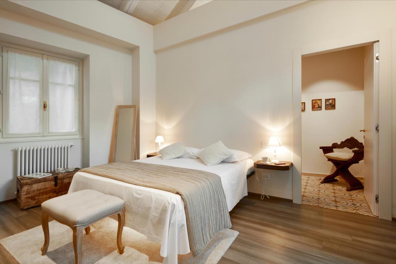 Casa Svizzera Agriturismo Barolo Exterior photo